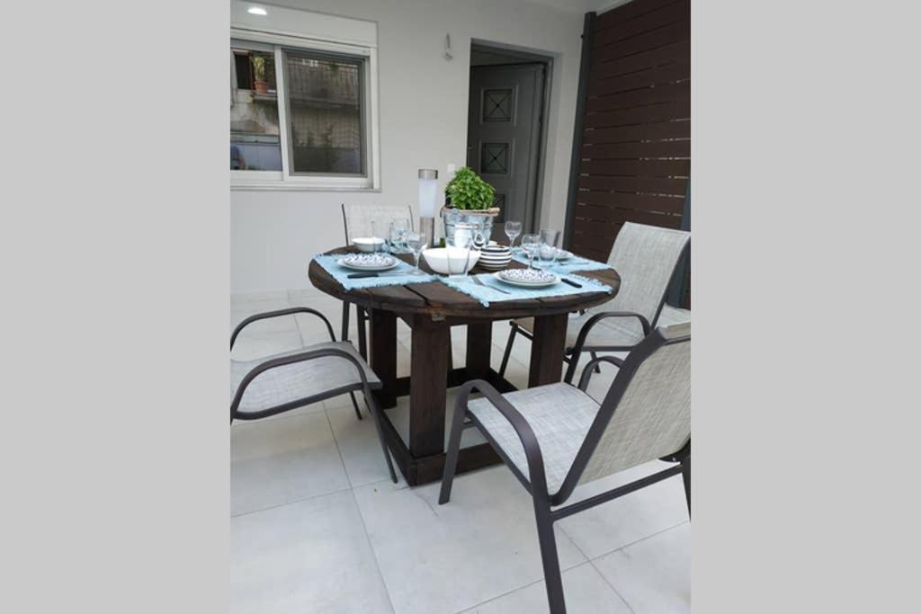 Arxontia 1 Appartement Kalamáta Buitenkant foto